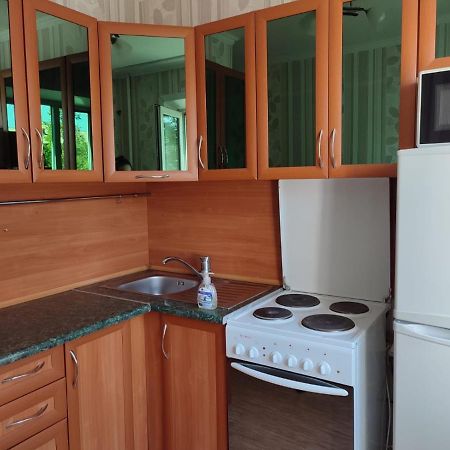 Стандарт Апартаменты Ул.Урицкого 74 Pavlodar Exterior foto
